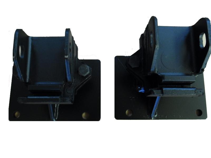 Holden Commodore VB-VS LS1 Gen 3 Engine Mount & Brackets Pair